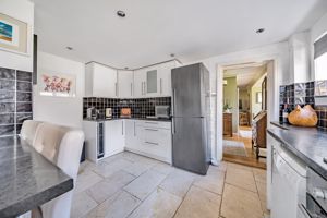 Kitchen- click for photo gallery